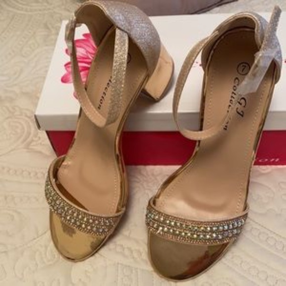 Sub Trading Glitter Satin 2” Heels in Champagne sz 7 - Picture 4 of 6